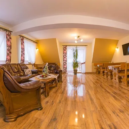 فندق مبيت وإفطار Na Brzyzku 3*
