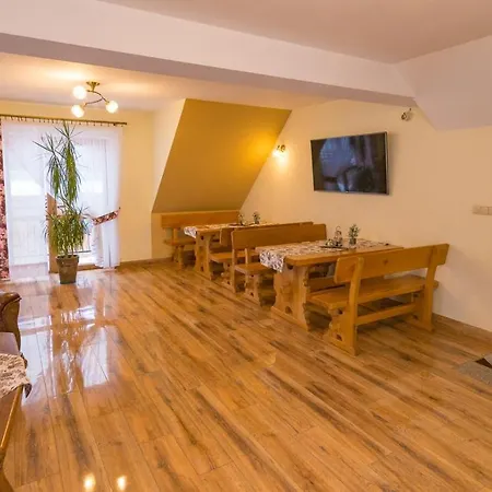 Na Brzyzku Bed & Breakfast *