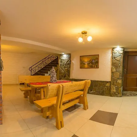 Na Brzyzku Bed & Breakfast 3*